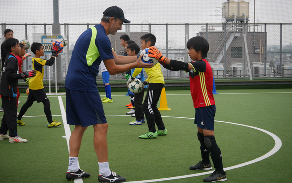 日本のgkの課題とは 世界で活躍するgkを育ててきたペイコヴィッチ氏が語るトレーニング理論 Coach United コーチ ユナイテッド